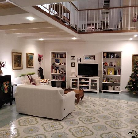 A Casa Di Monica Leilighet Pozzuoli Eksteriør bilde